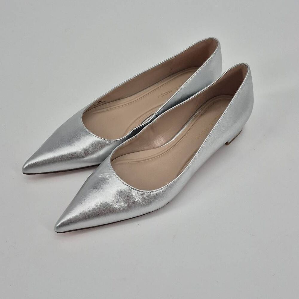 Pelle Moda Aaila 2 Slip-on Shoe Silver Flats Women's Size 7
